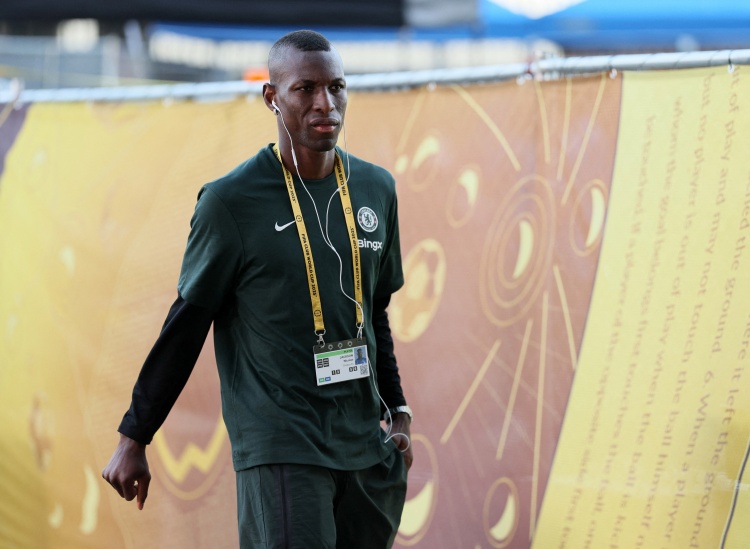 记者：杰克逊体检尚未进行，慕尼黑三方会谈寻求解决方案