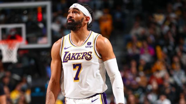 开云官方网站-文森特：39岁詹姆斯时常回到25岁，持久力太神奇